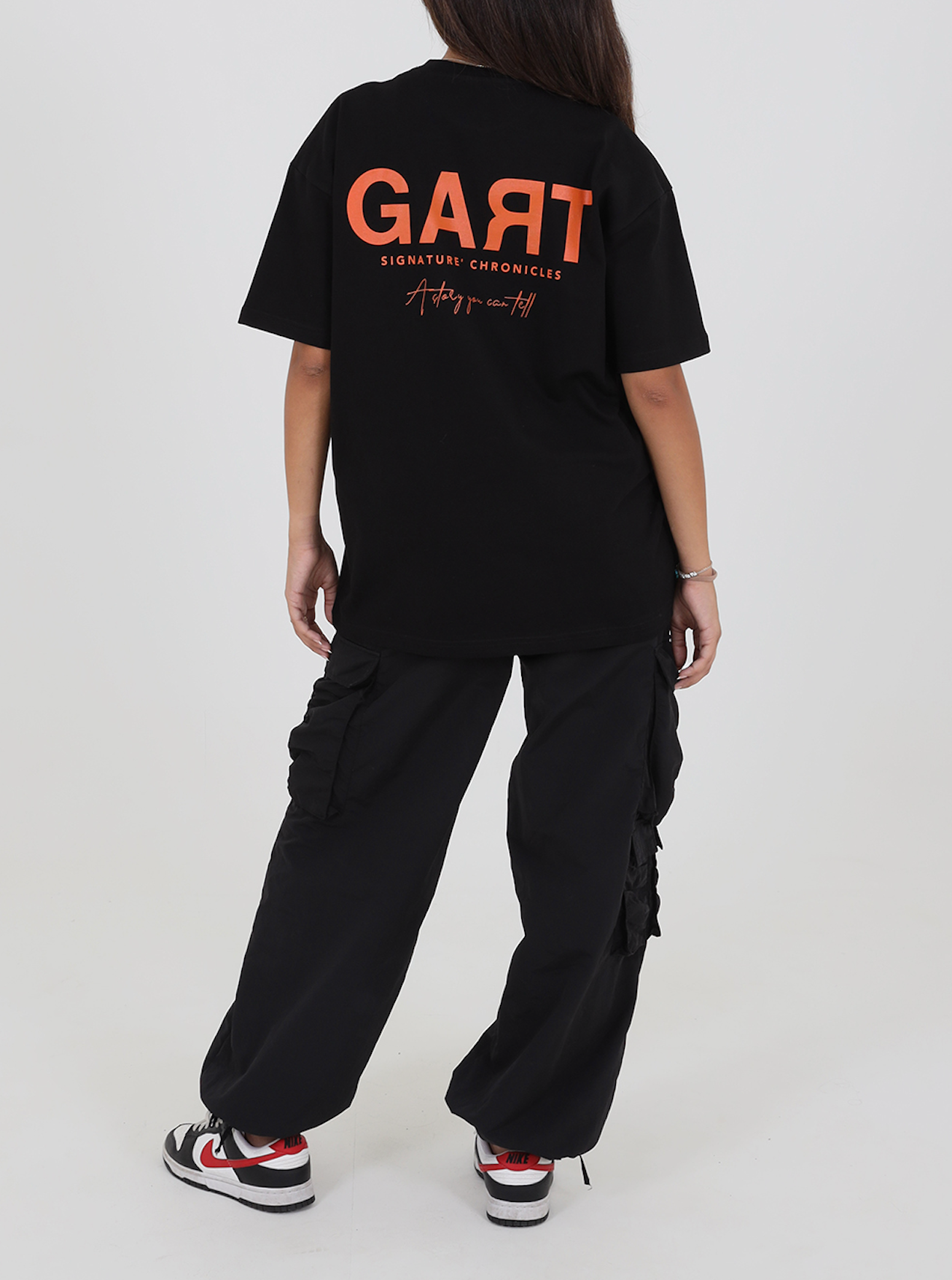 Signature T-Shirt - Black